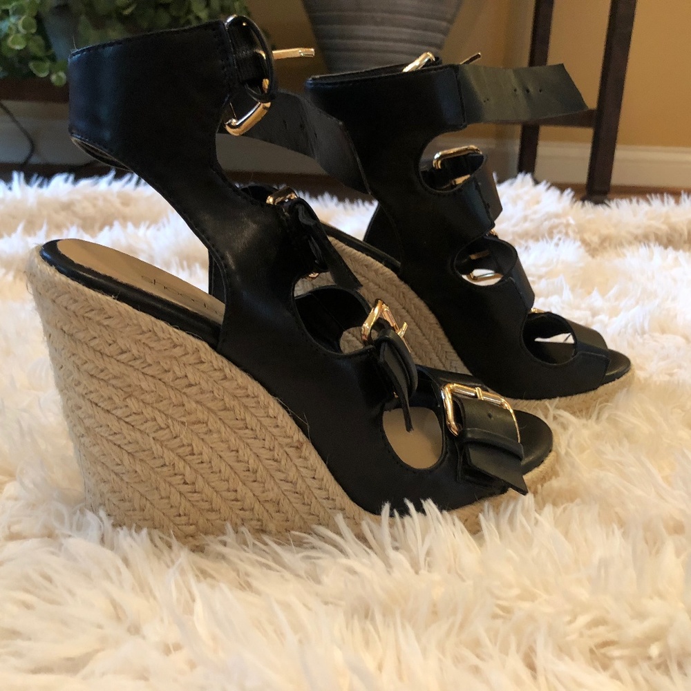 Black Strapped Wedges